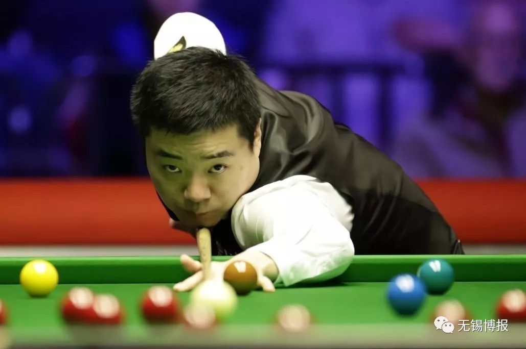 社交媒体上 社交媒体上